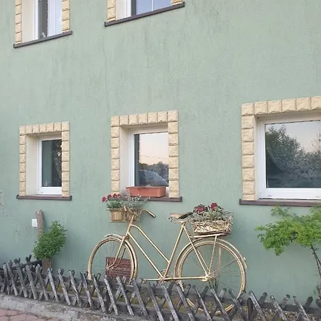 Karaiby Na Niby U Sasiadki